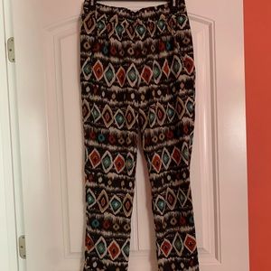 Pattern flowy pants
